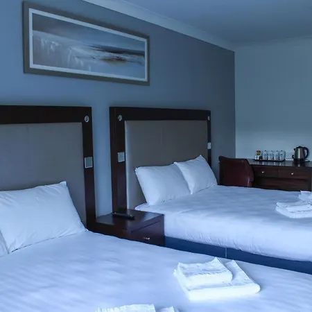 Heathrow Lodge-2